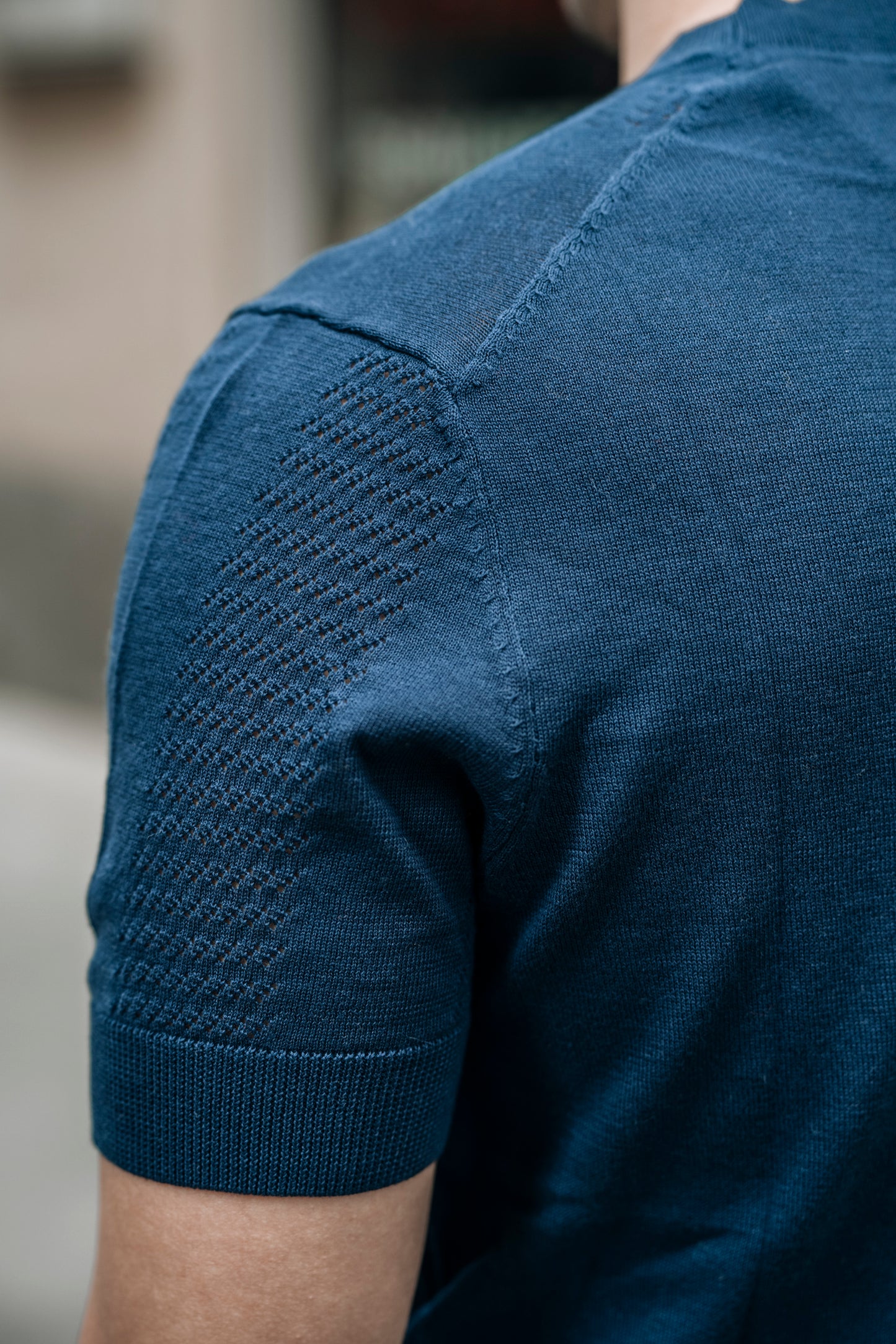 T-shirt traforata OVER/D
