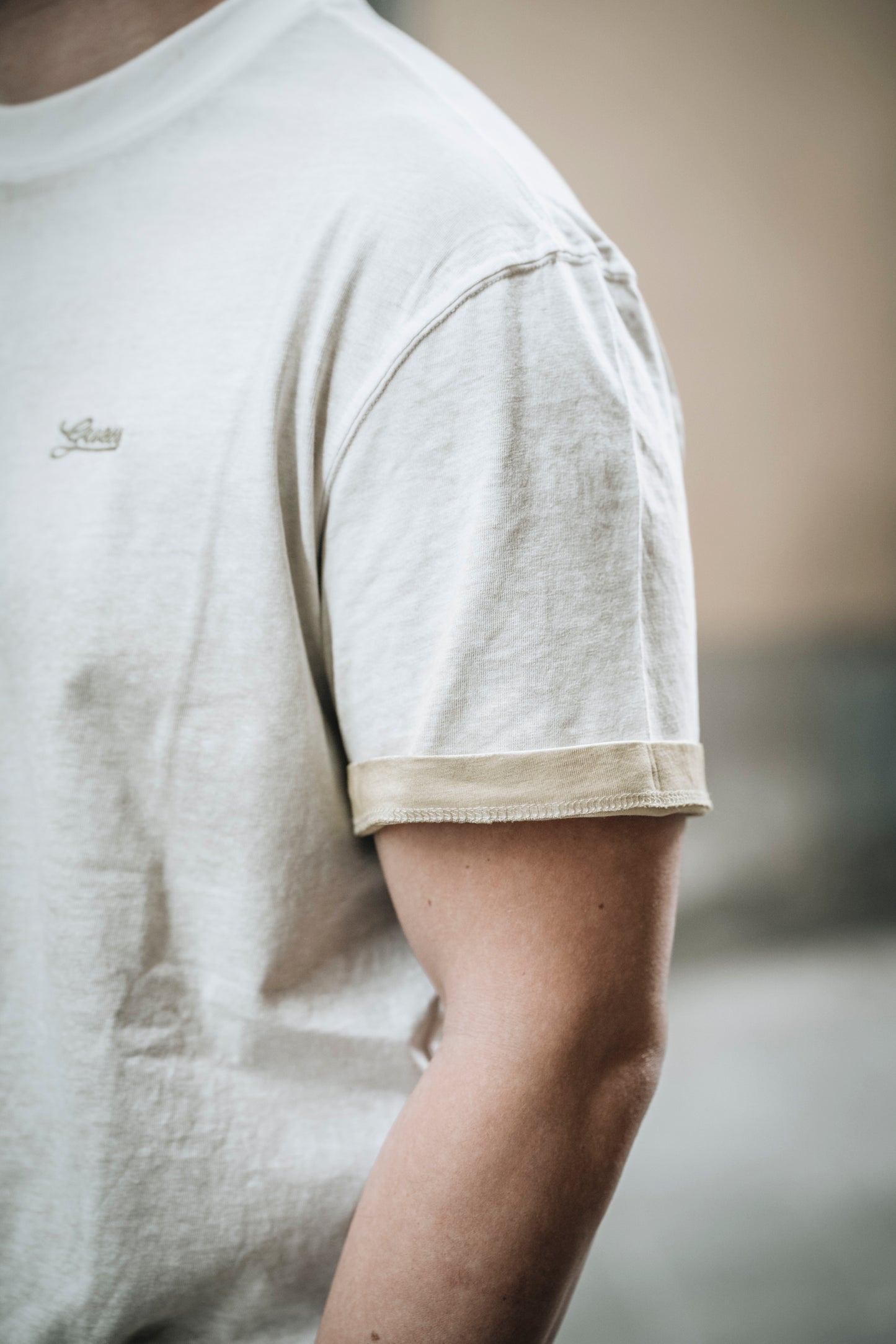 T-Shirt Guess