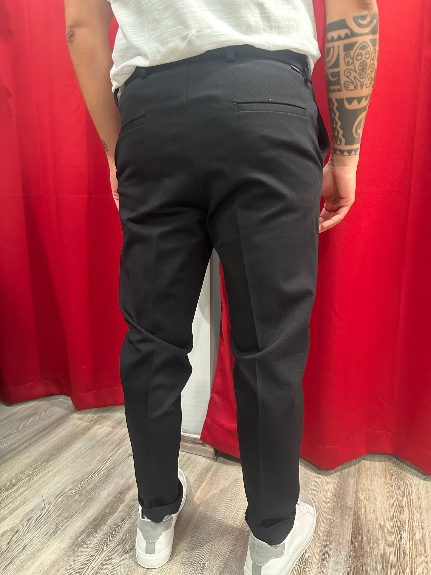 Pantalone con Laccio ed elastico