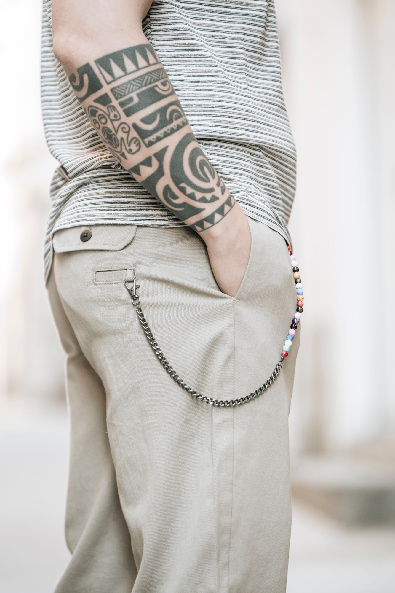 Pantalone con catena J&J