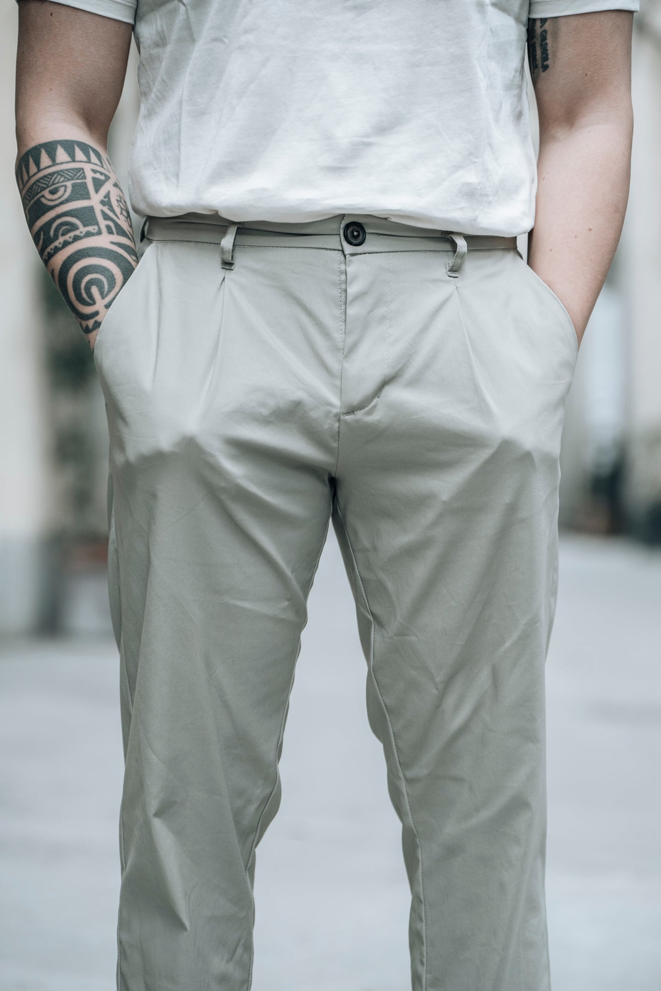 Pantalone chino con Pences IMPERIAL