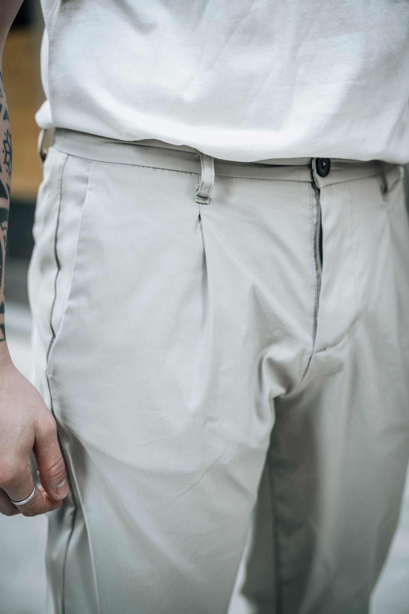 Pantalone chino con Pences IMPERIAL