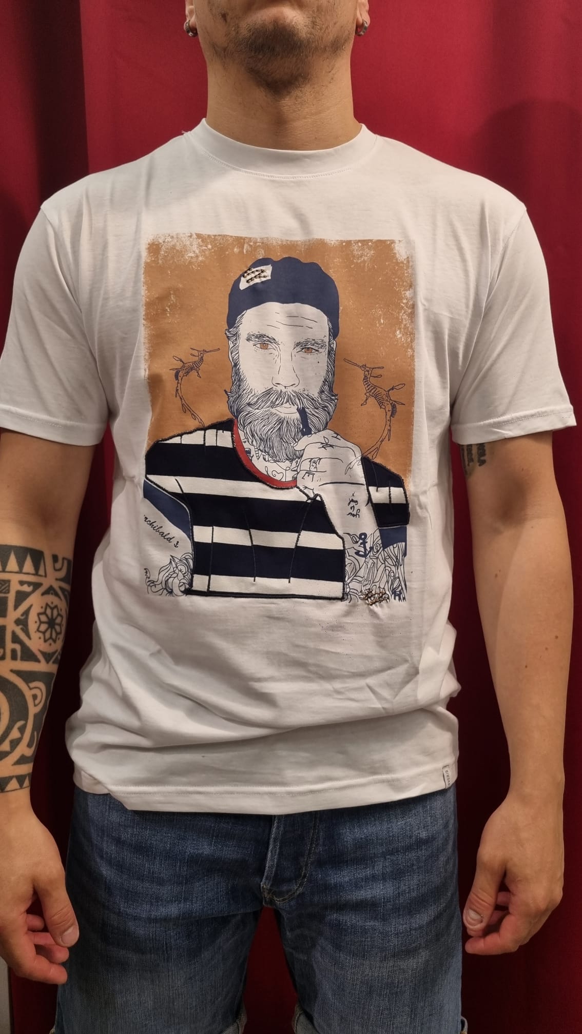 T-Shirt con Stampa Tattoo