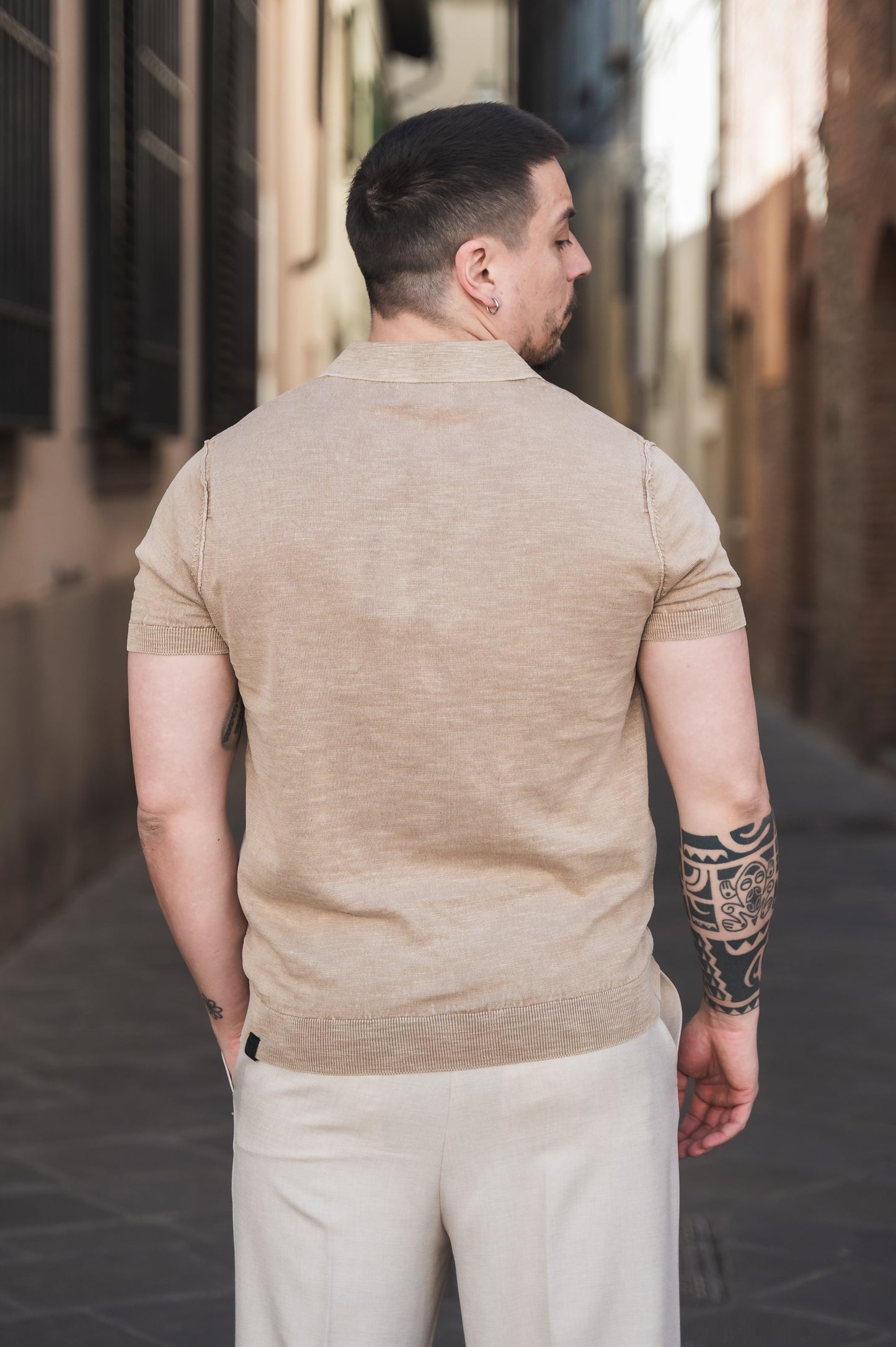 Polo collo aperto CENSURED
