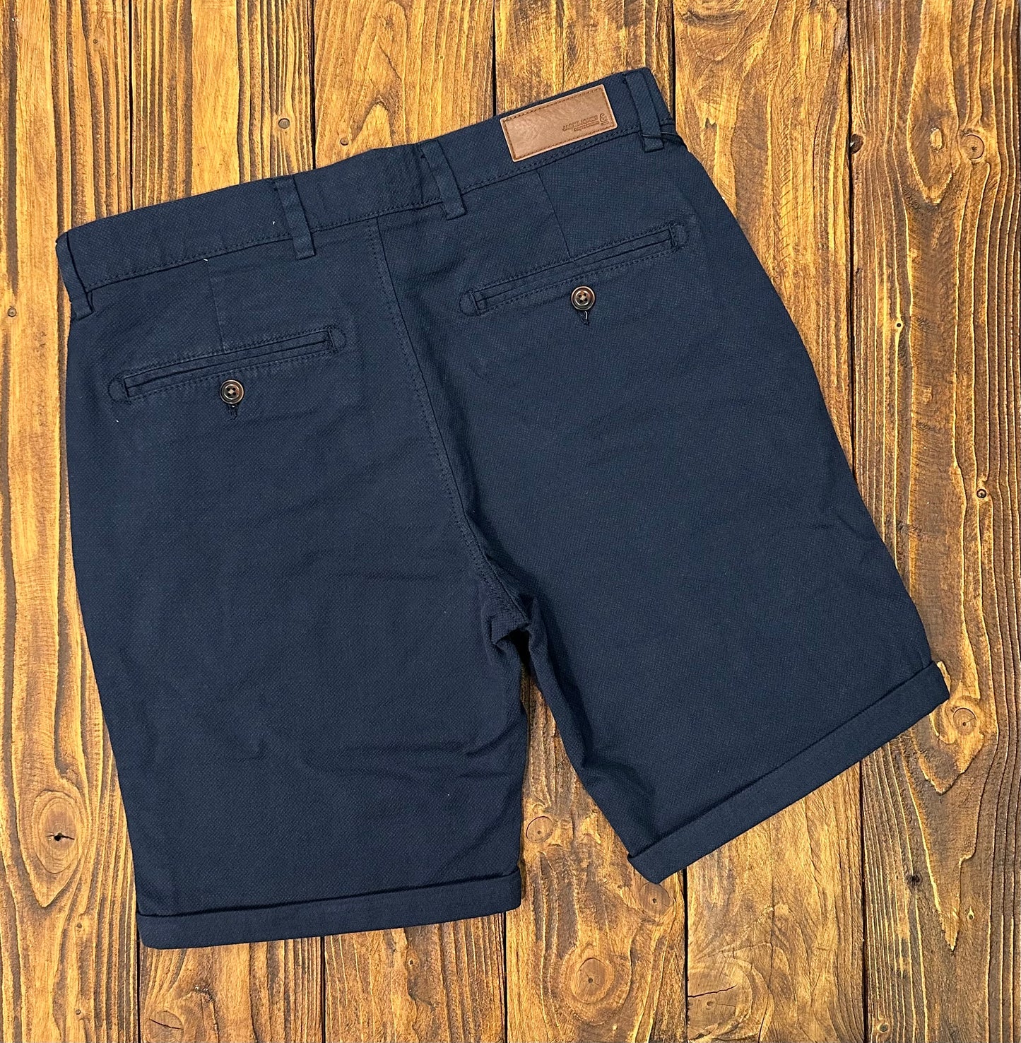 Bermuda Chino J&J