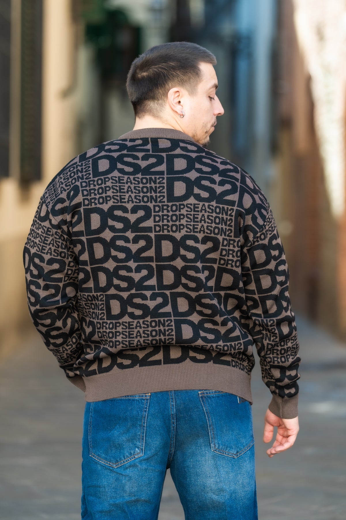Maglia paricollo multilogo DS2