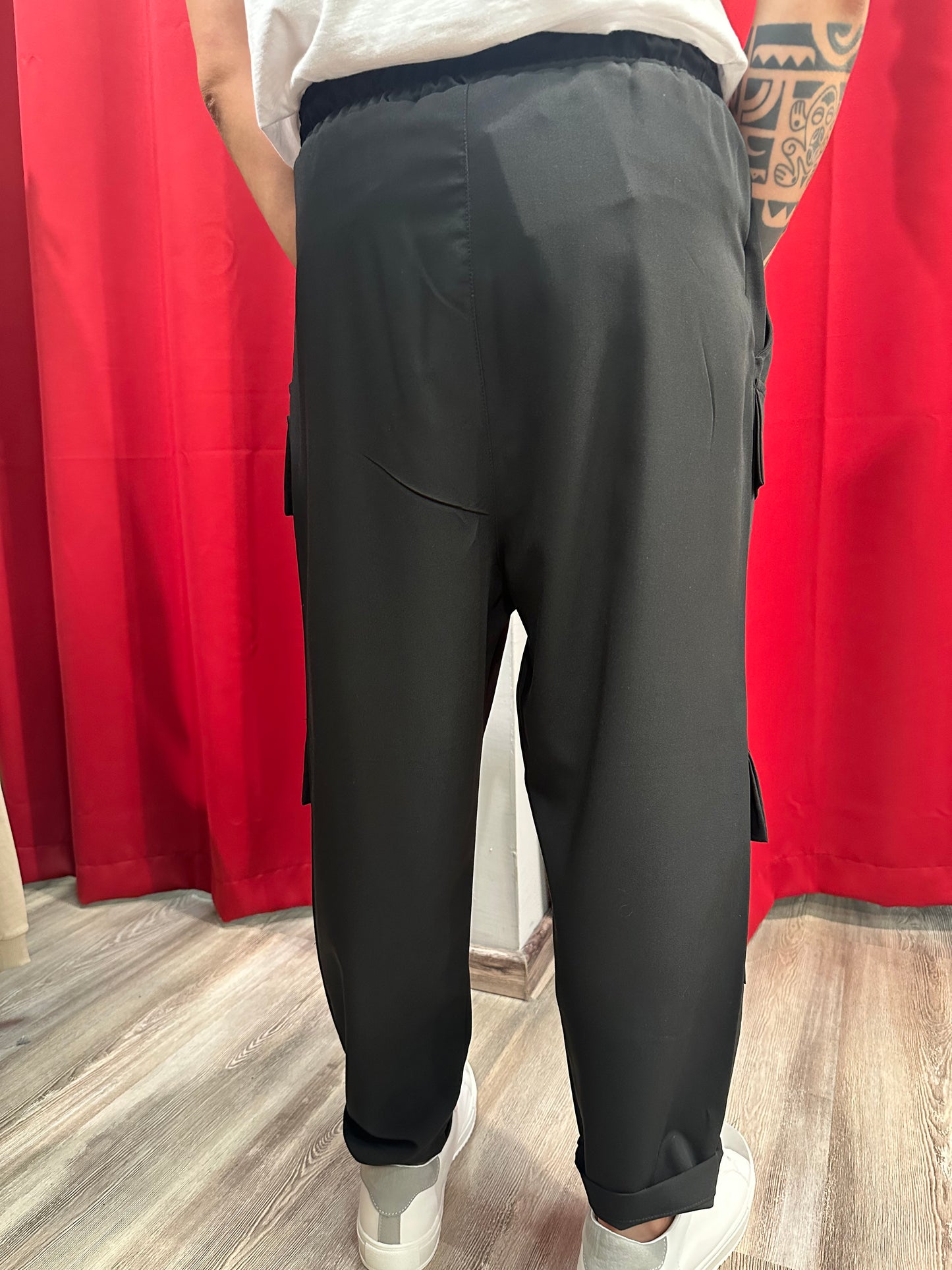 Pantalone Cargo con Laccio Multitasche